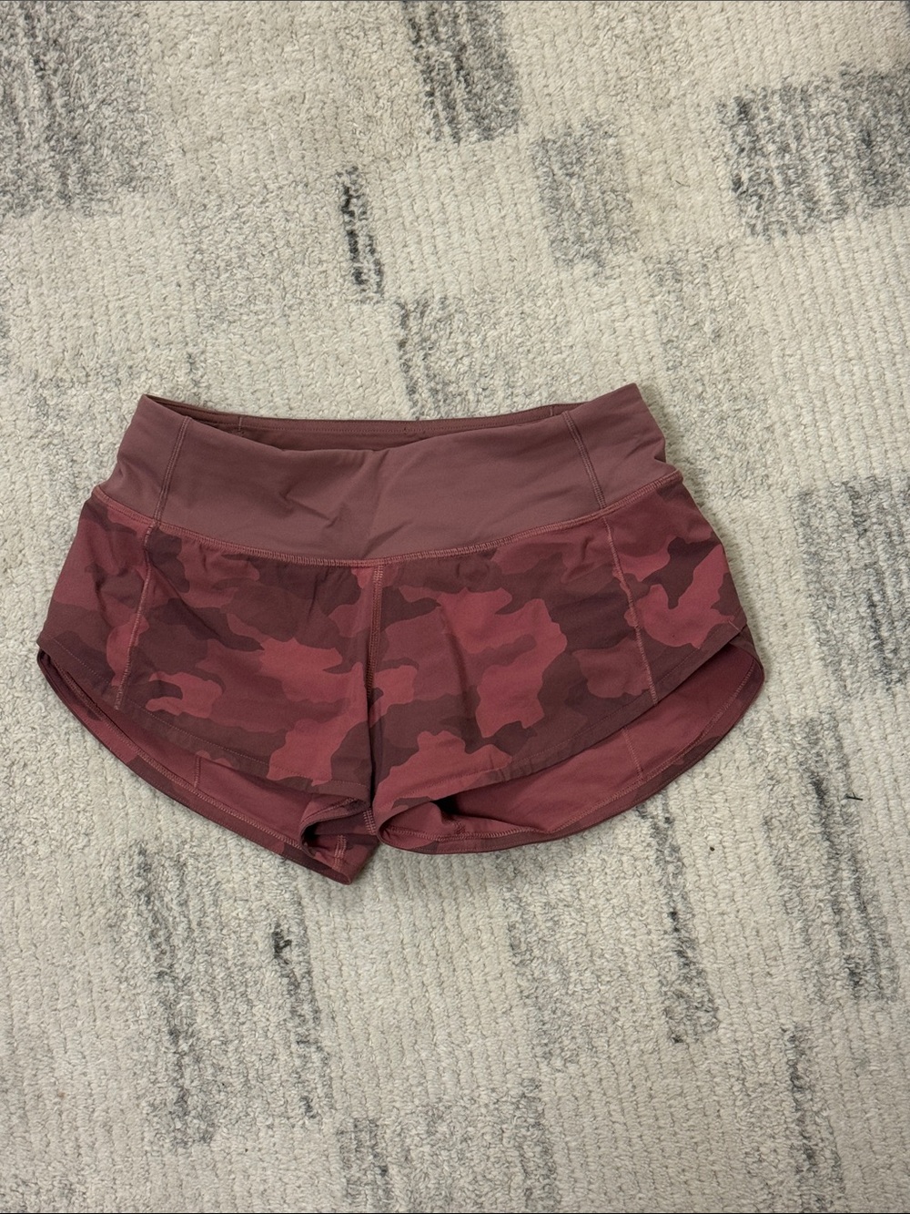 Lulu Lemon Women’s Maroon Camo High-Waist Athletic Shorts